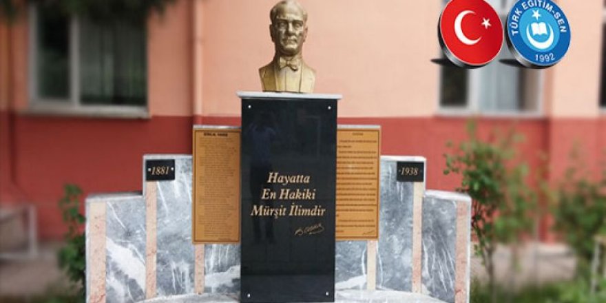Okul Bahçelerindeki Atatürk Büstlerine Özen Gösterilmeli!
