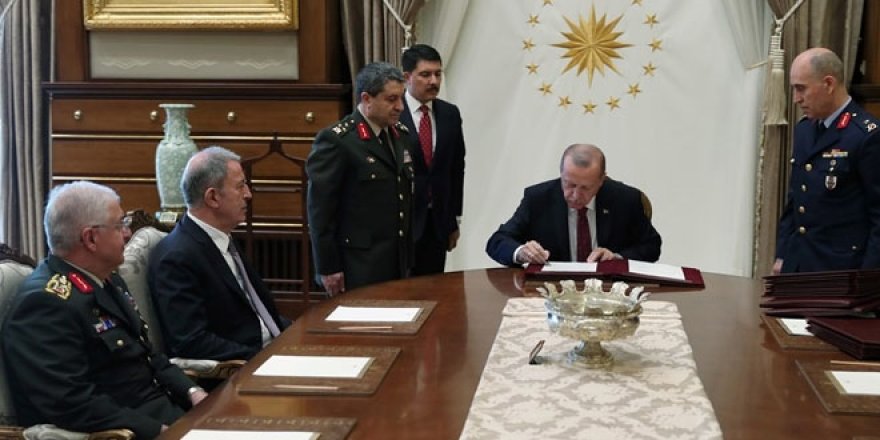 Cumhurbaşkanı Recep Tayyip Erdoğan, Yüksek Askeri Şura kararlarını onayladı