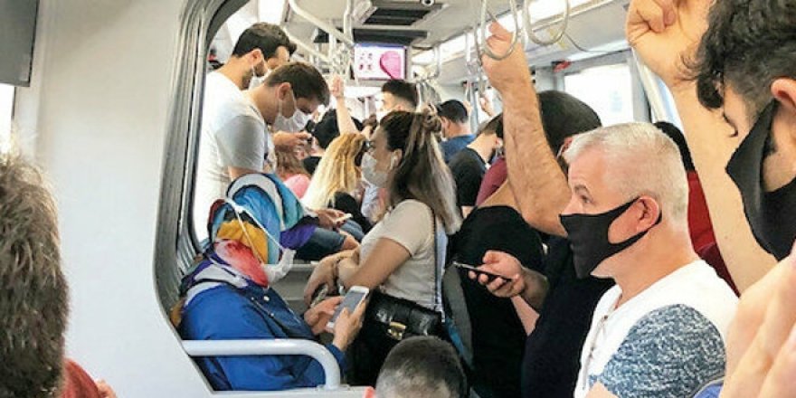 İstanbul'da metrobüs kabusa dönüyor