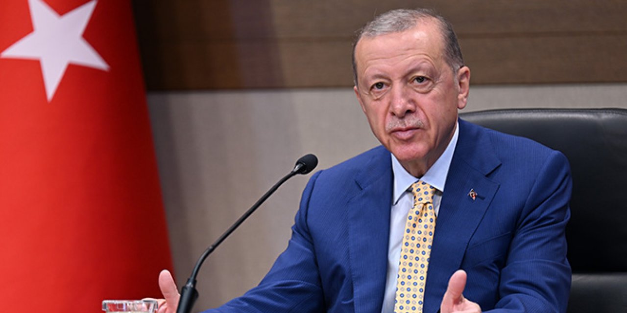 Erdoğan 21 AK Partili İl Başkanı'nı görevden aldı