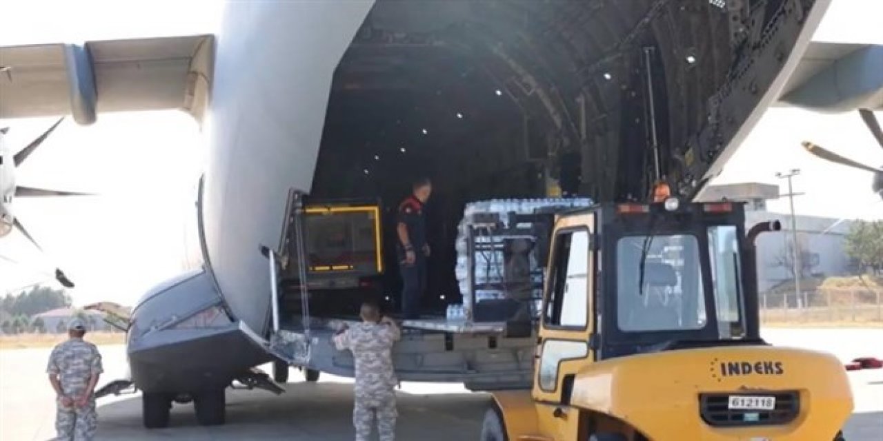 Türkiye'den Gazze'ye insani yardım götüren uçak Mısır'a indi