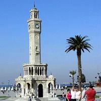 İzmir'de doğurganlık azalıyor, nüfus yaşlanıyor