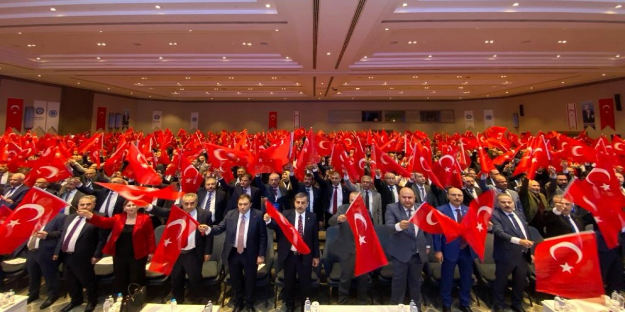 Türkiye Kamu-Sen'de Şube Başkanları Toplantısı Coşkusu